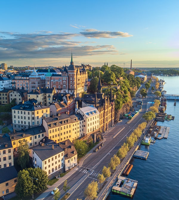 KT - City near dock in Sweden