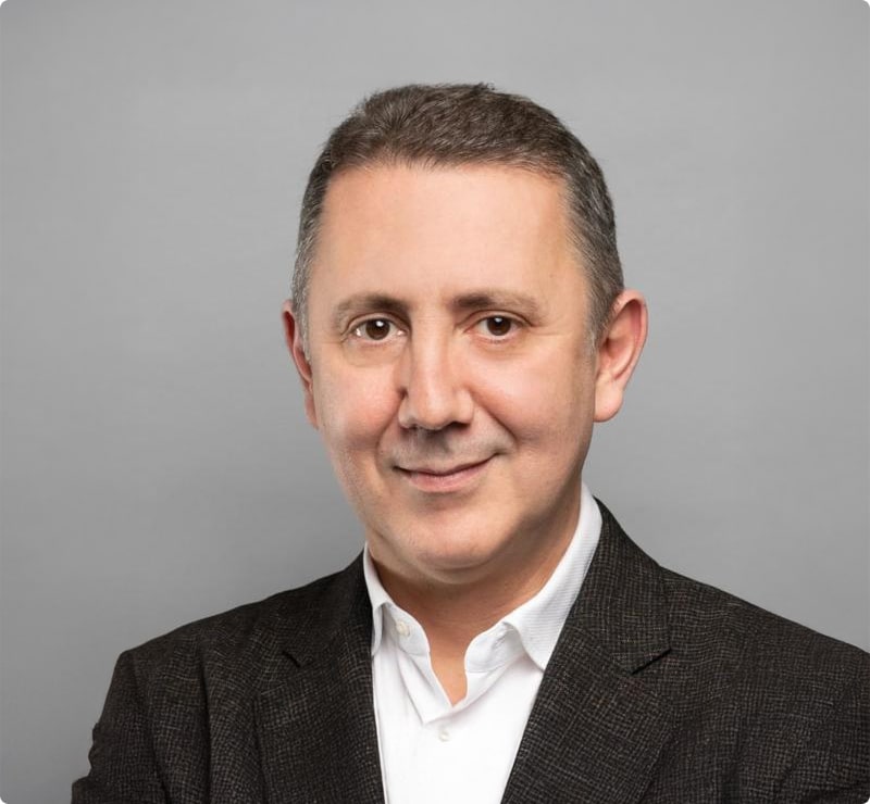 KT - Photo of Victor Lopes