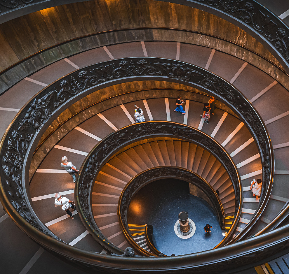 KT - Vatican Museum in Rome