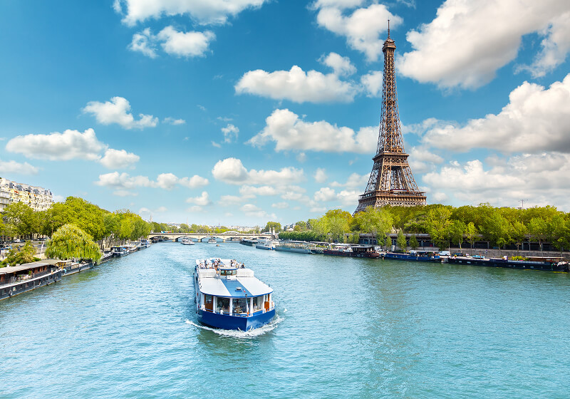Boat in Paris
