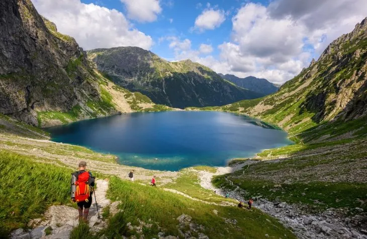 3-On-the-Tatra-Mountains-Trail-body 