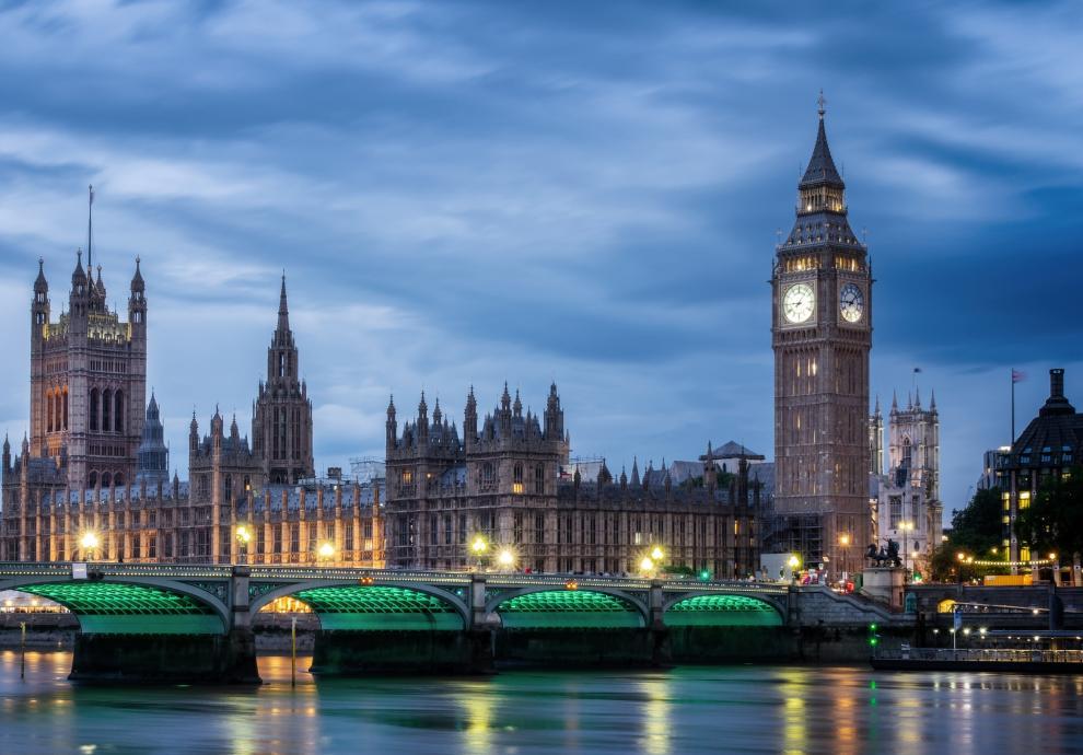 KT - Destination -- UK - Close Up Image of Big Ben